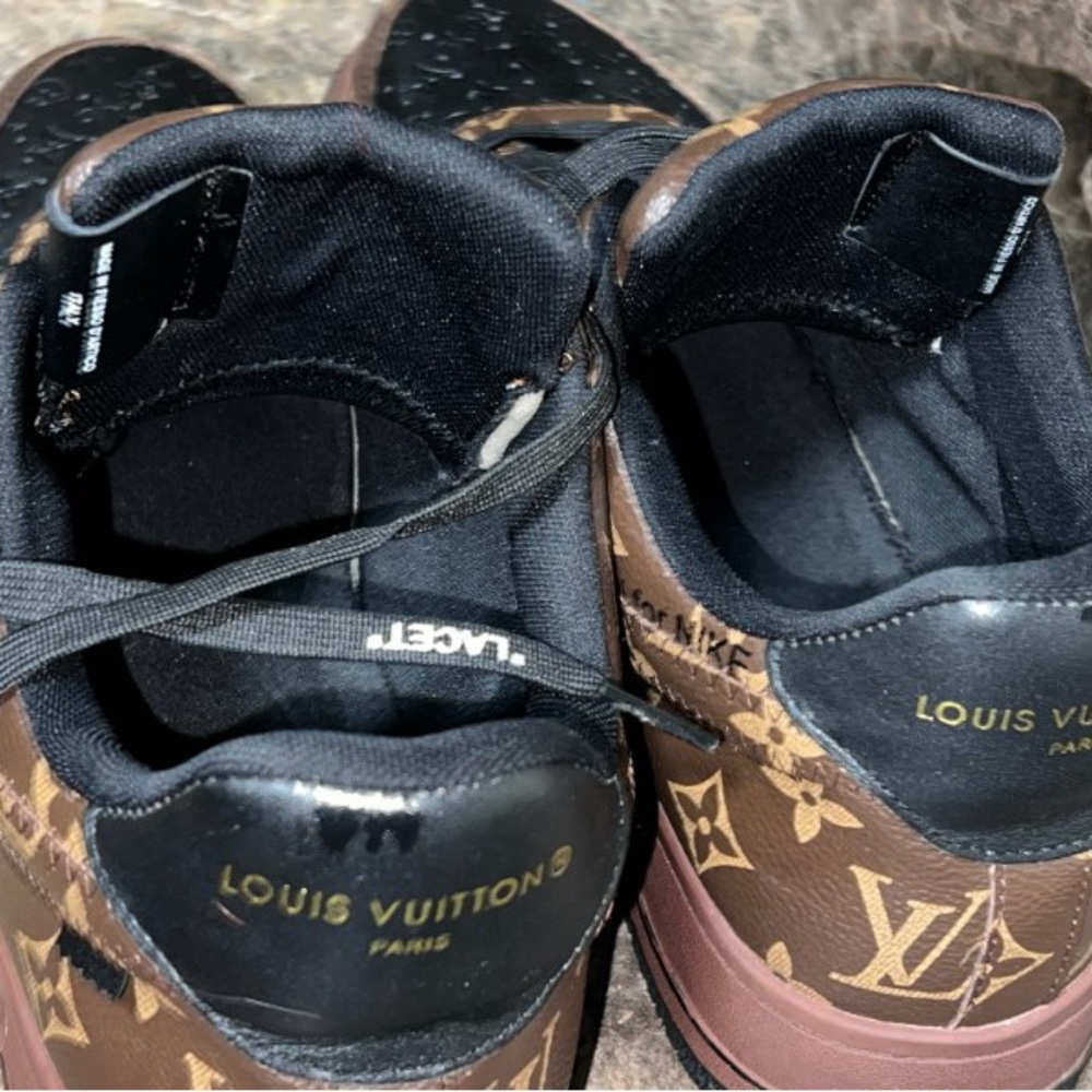 Louis Vuitton Black Fabric Detail